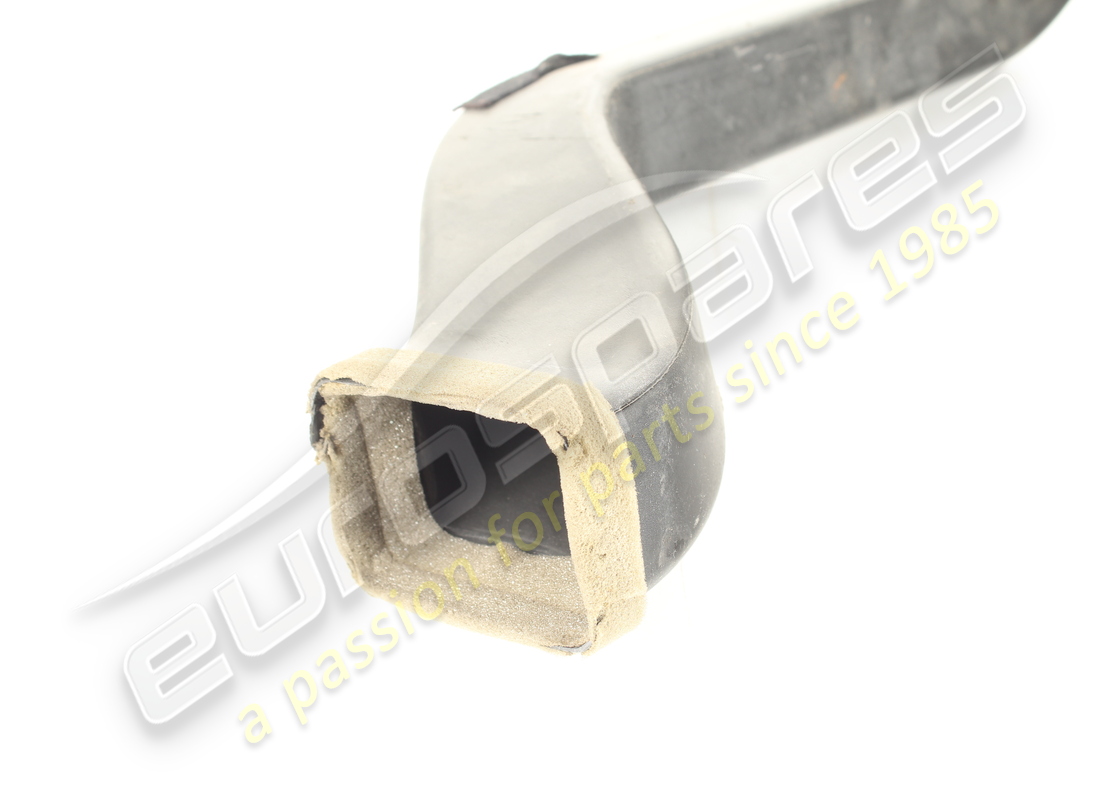 used ferrari passenger side air duct. part number 81996700 (2)