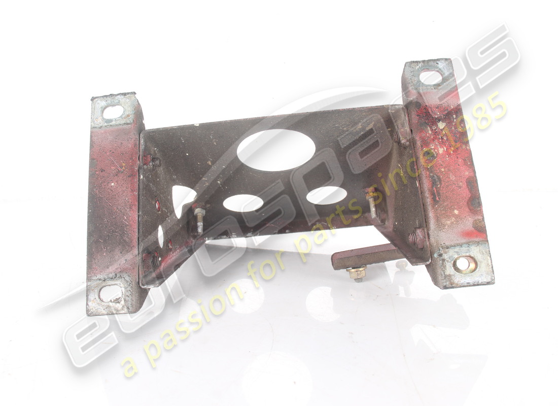 used ferrari lh head lamp motor support bracket. part number 61750800 (5)