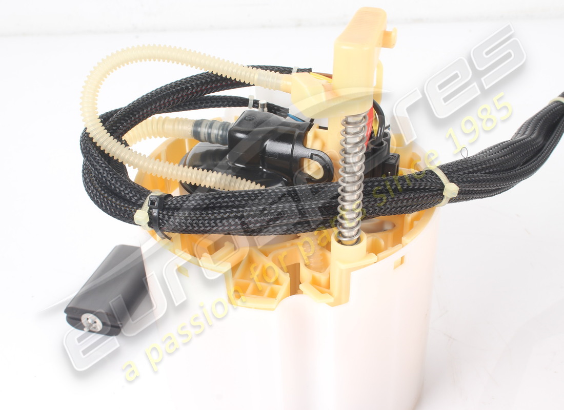 used ferrari complete fuel pump e flangia pomp. part number 838682 (2)