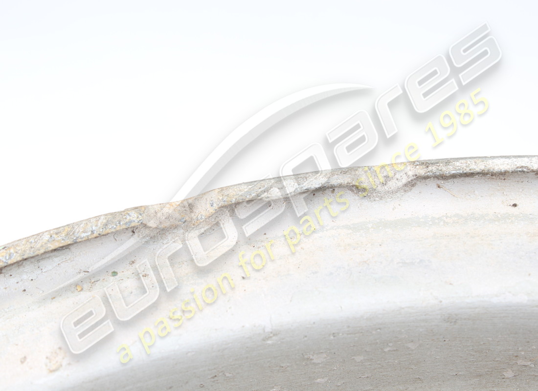 used ferrari road wheel 7.5 x 15''. part number 700337 (3)