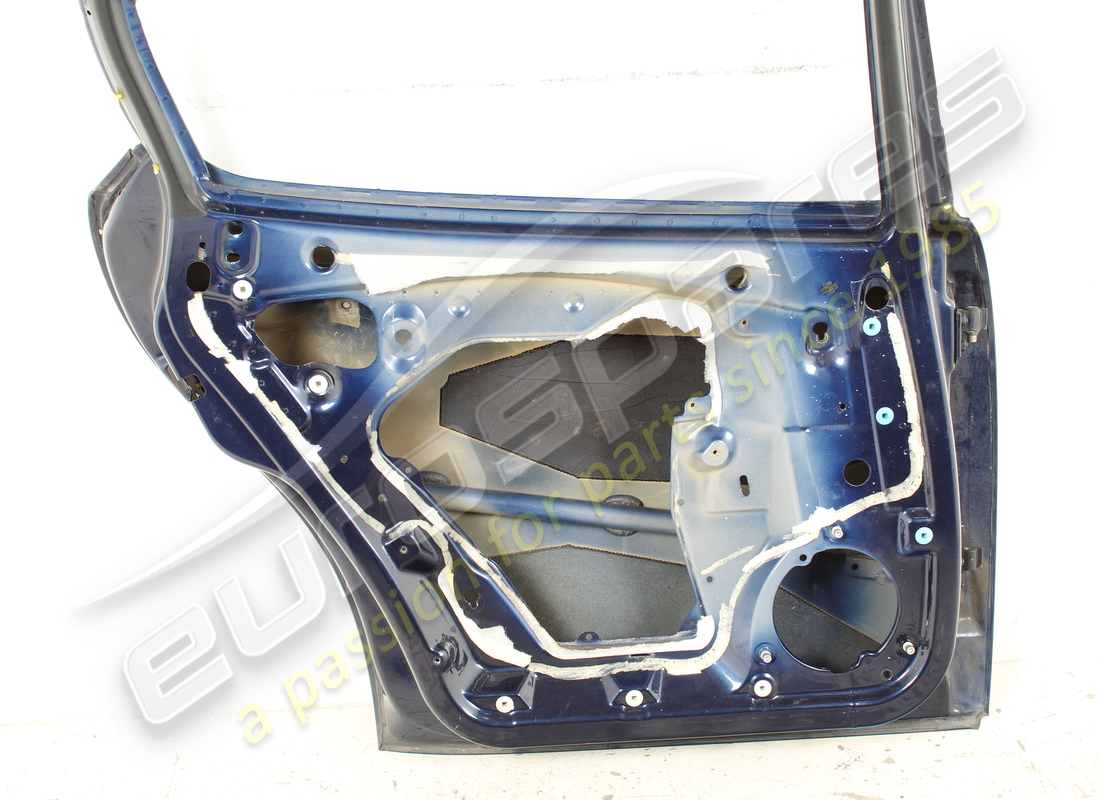 used maserati complete lh rear door. part number 67062300 (5)