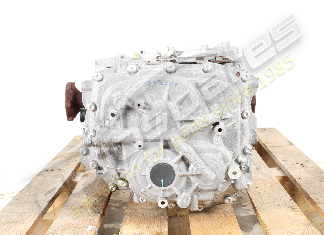 used ferrari complete dct gearbox. part number 293401 (1)