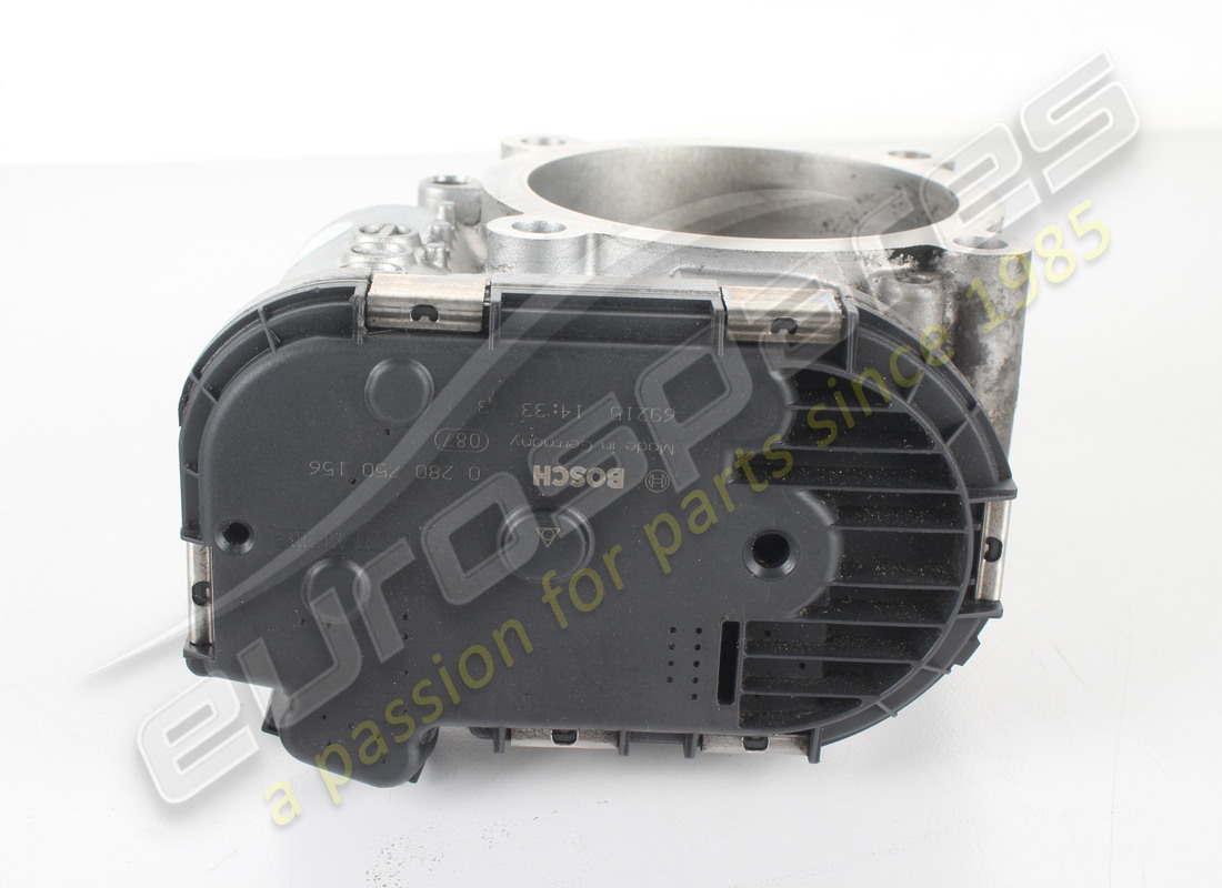used aston martin throttle body assembly. part number 1r120810079 (6)