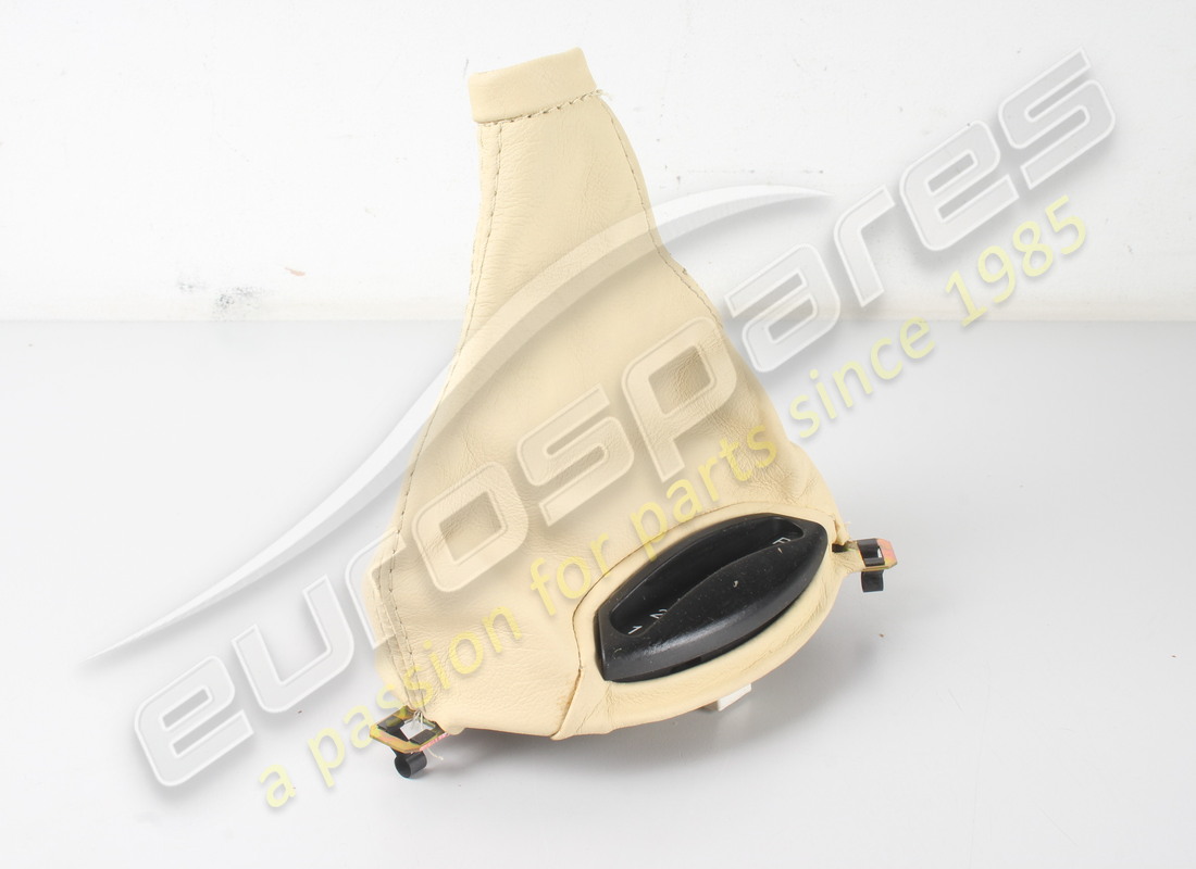 NEW (OTHER) MASERATI AUTOMATIC GEAR LEVER LEATHER SURROUND - RHD - CREAM . PART NUMBER 981001402 (1)