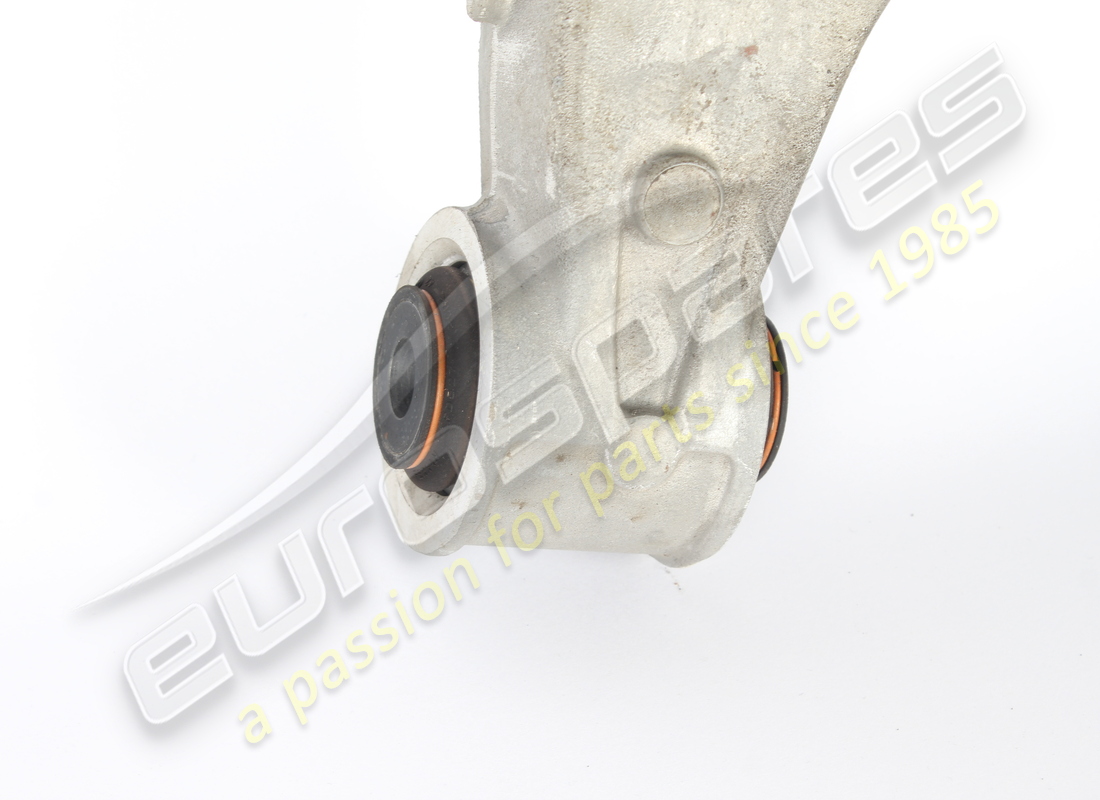 used maserati swinging arm. part number 675001728 (3)