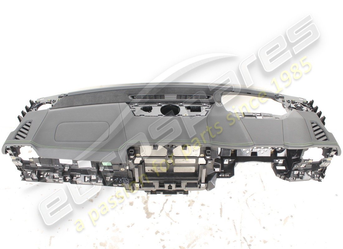 used lamborghini rhd dashboard. part number 4ml857001lsbe (3)