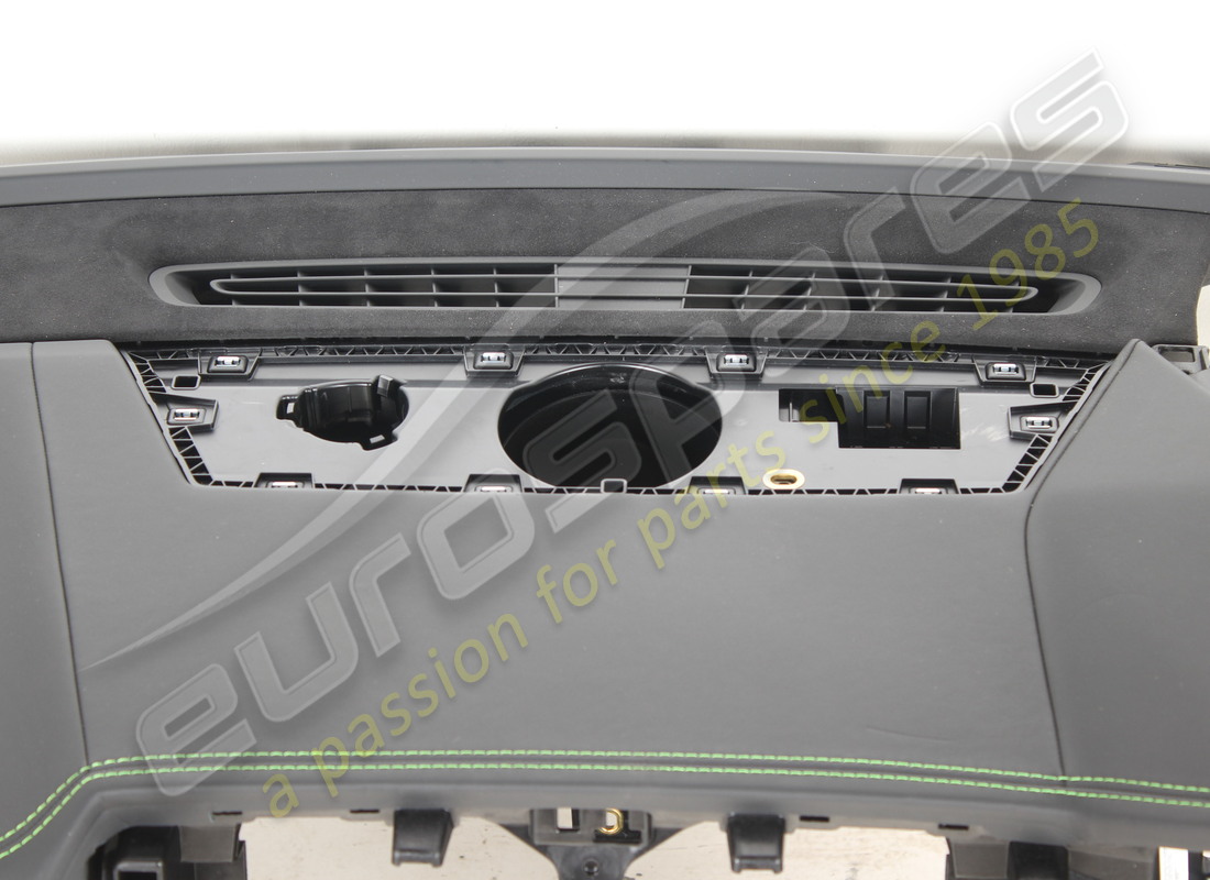 used lamborghini rhd dashboard. part number 4ml857001lsbe (5)