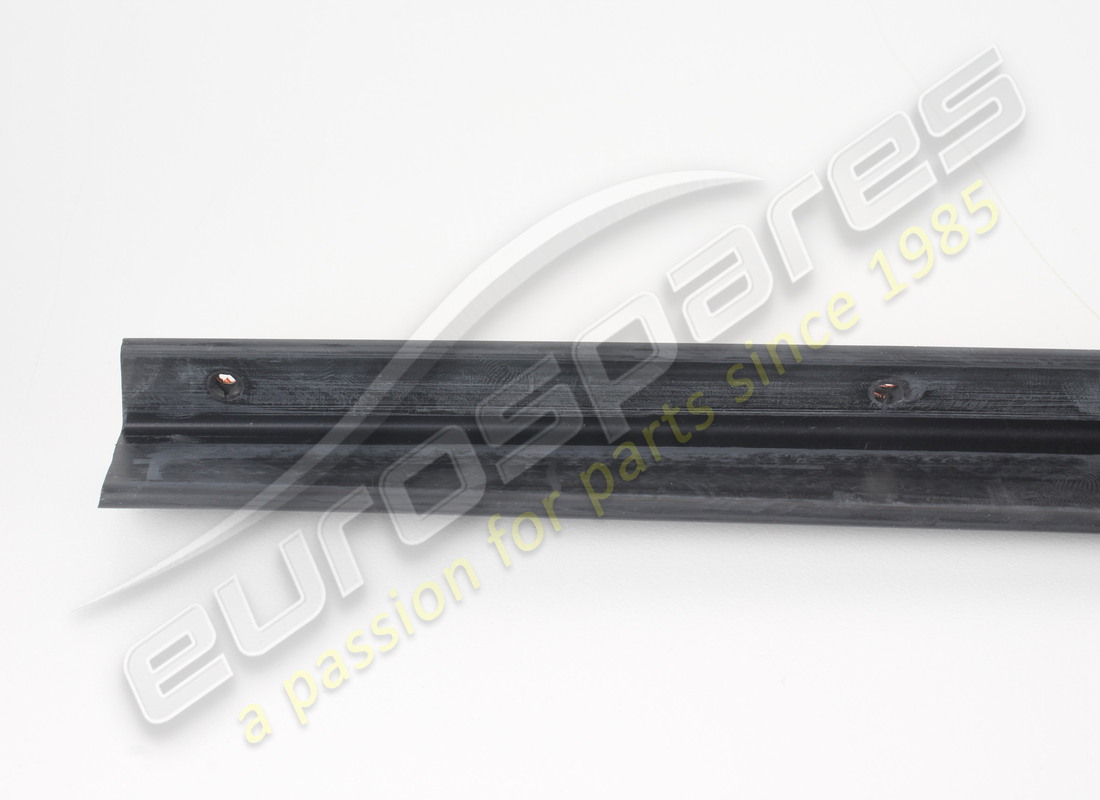 new ferrari front bumper dam. part number 88803200 (2)