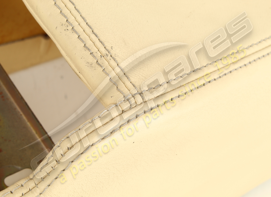used ferrari rhd console in cream vm3997. part number 65450204 (5)