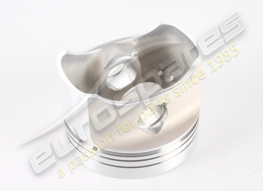 new (other) ferrari piston c/w rings (red dot). part number 133023r (3)