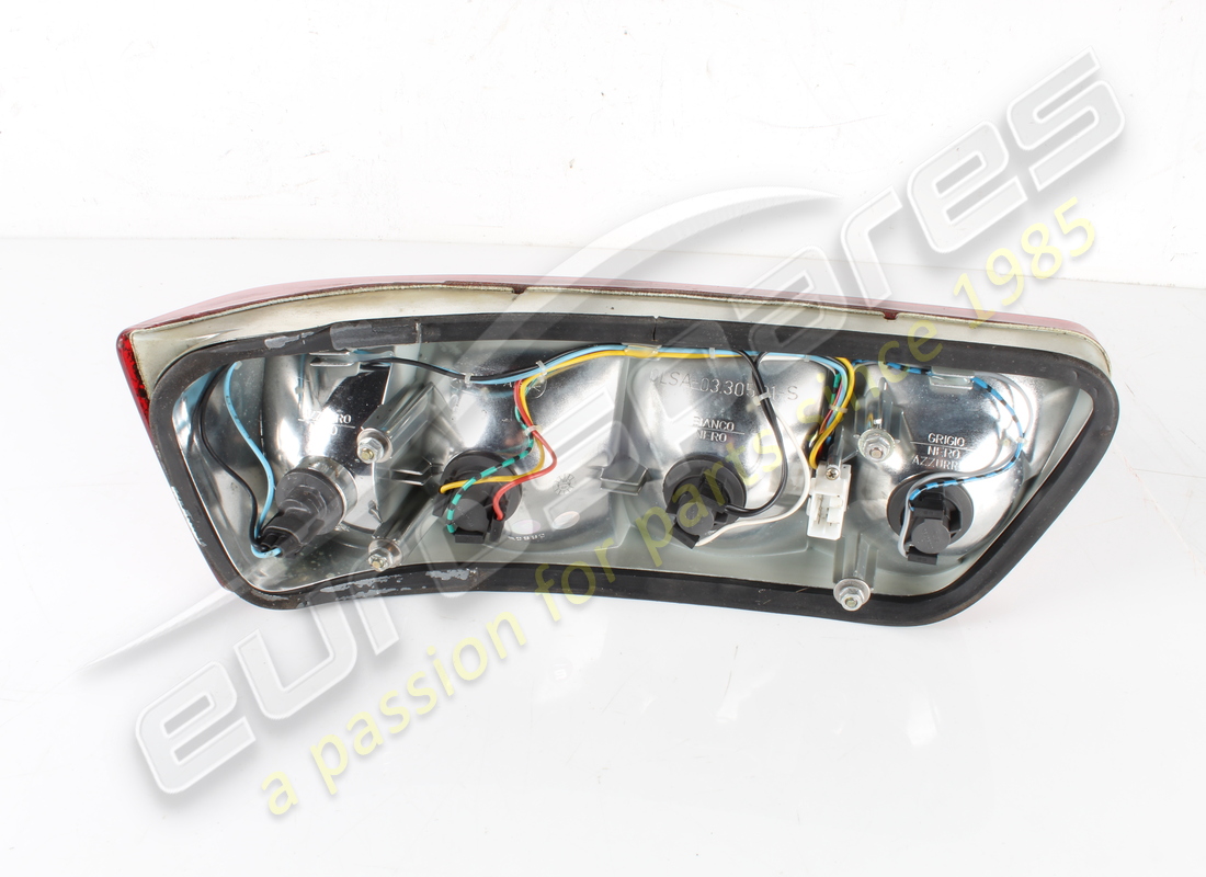 used maserati lh tail light. part number 373100138 (3)