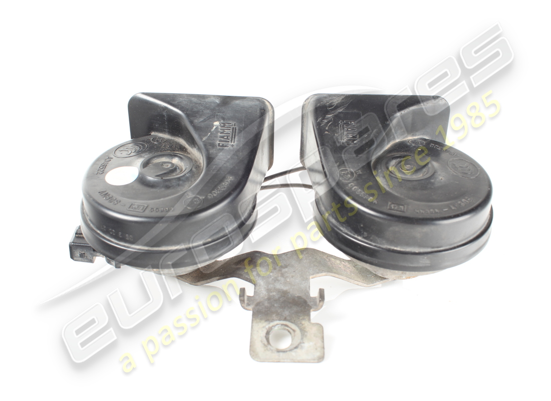 used ferrari horn complete with bracket. part number 251347 (2)
