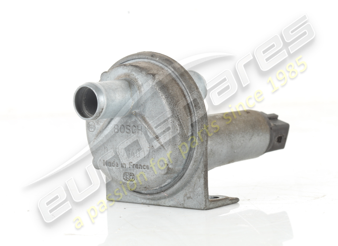 used ferrari auxilary air valve. part number 124802 (1)