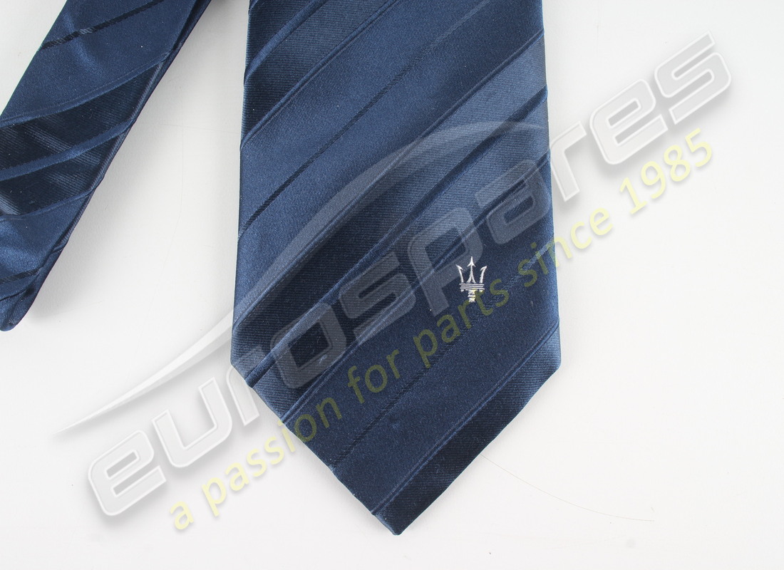 new maserati suit tie. part number eap1553117 (4)