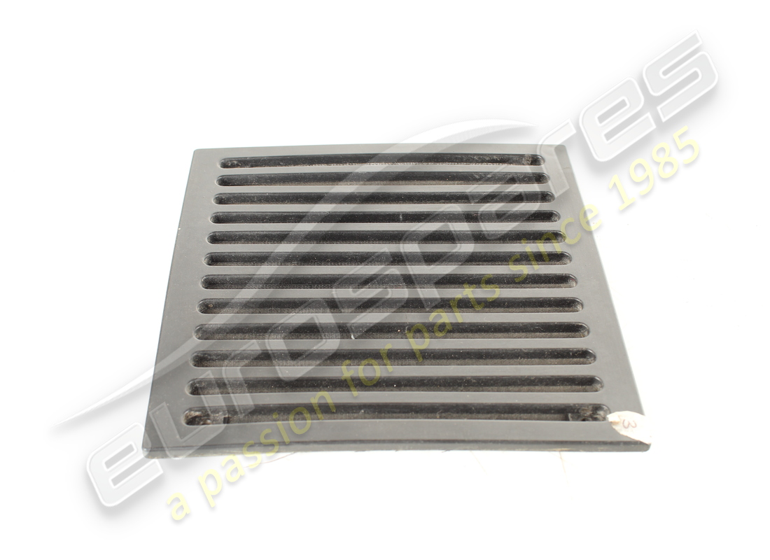 USED Ferrari SPEAKER GRILLE . PART NUMBER 2533062817 (1)