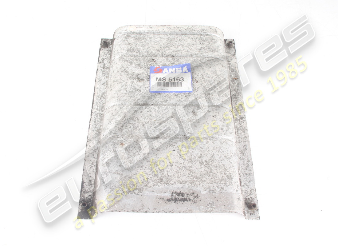 USED MASERATI BULKHEAD. PART NUMBER 379000137 (1) used maserati bulkhead. part number 379000137 (1)