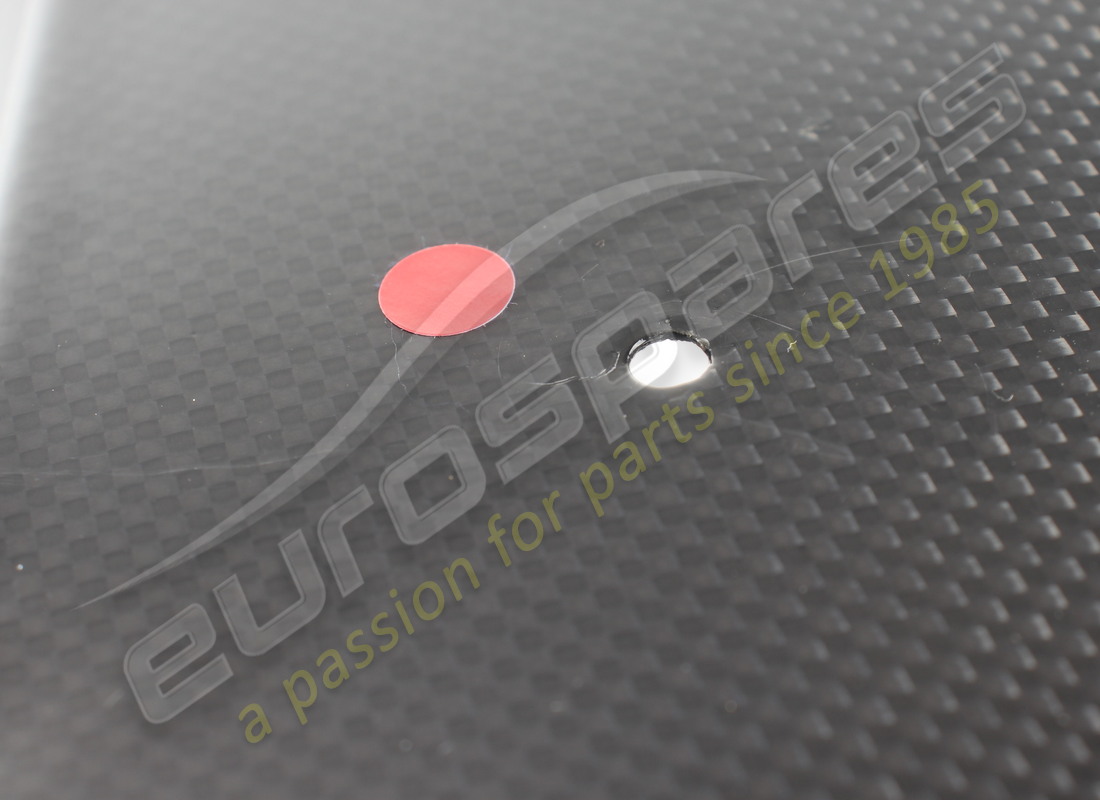new (other) ferrari rh rear panel -carbon pane. part number 68615000 (5)