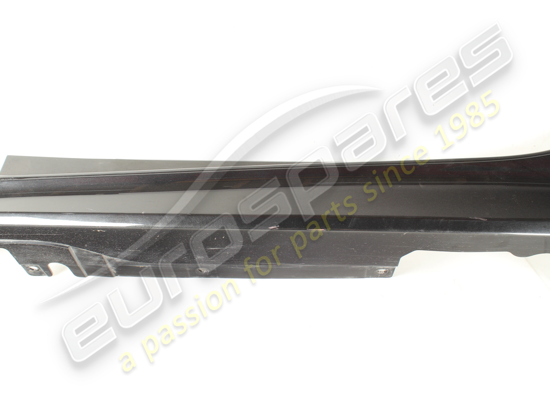 used ferrari complete lh sill trim. part number 85153810 (2)