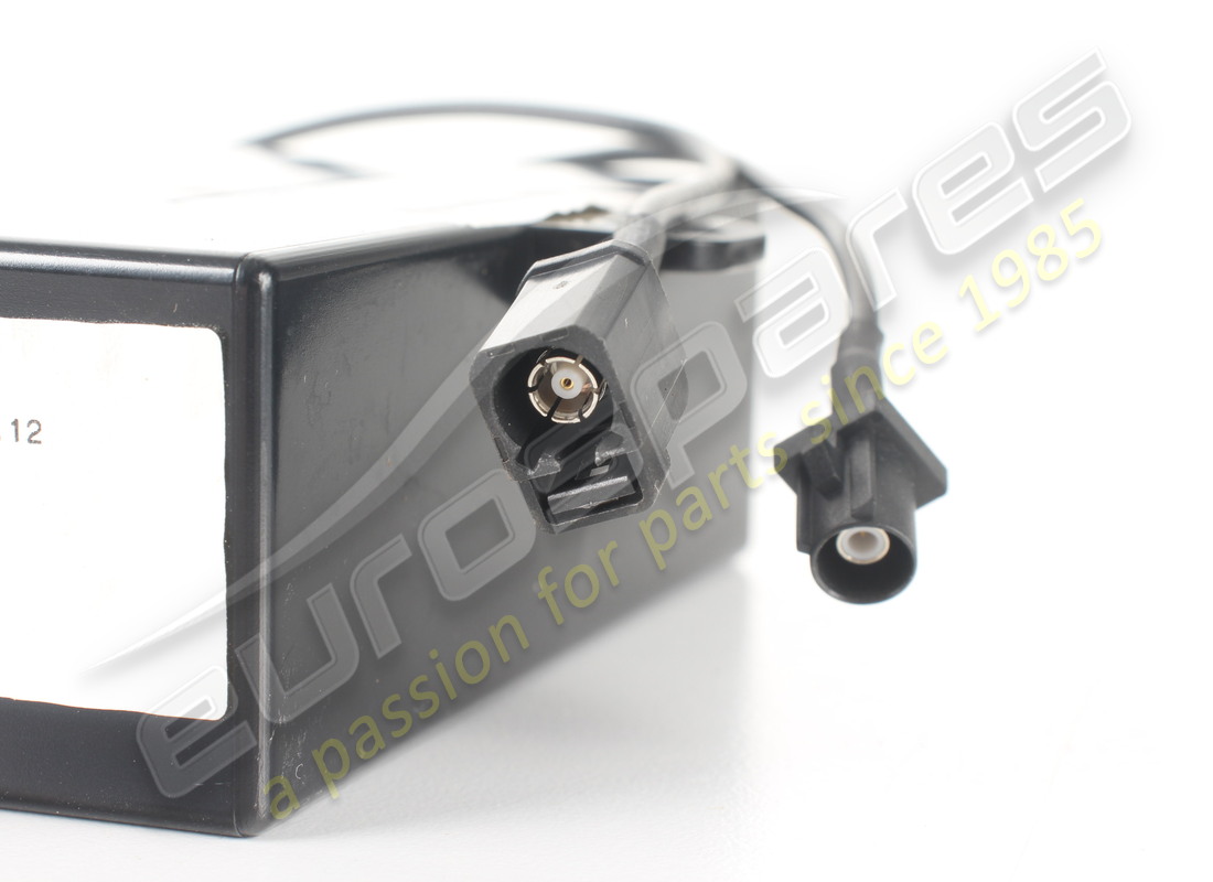 used aston martin tracker, system, cat 5. part number 7g4319g311ae (3)