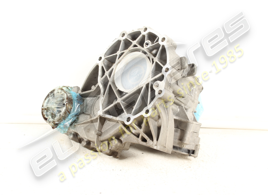 used maserati all wheel drive transfer case. part number 670038072 (3)