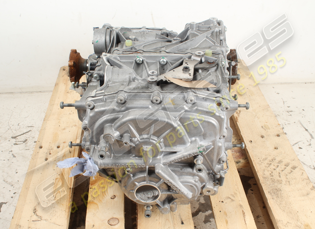 USED Ferrari COMPLETE DCT GEARBOX . PART NUMBER 790512 (1)