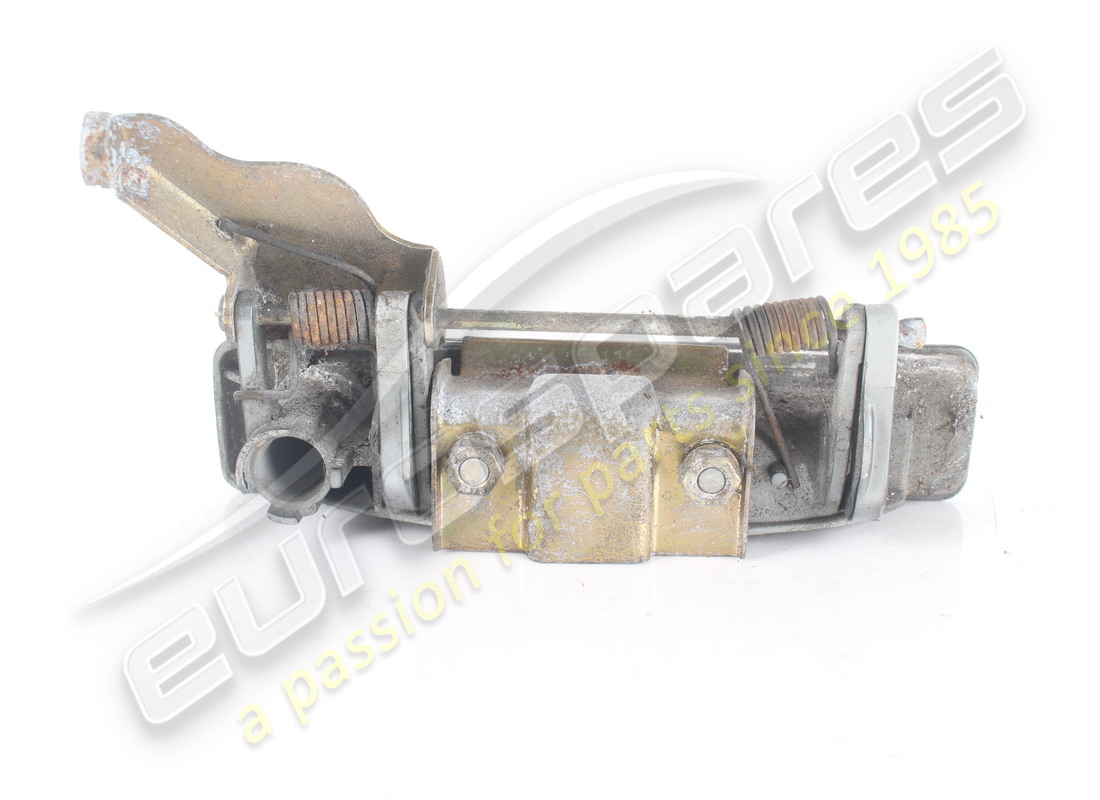 used maserati handle. part number 374500071 (4)