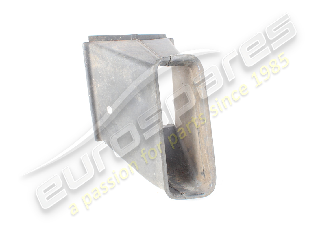 USED MASERATI LH AIR DUCT. PART NUMBER 372000257 (2) used maserati lh air duct. part number 372000257 (2)