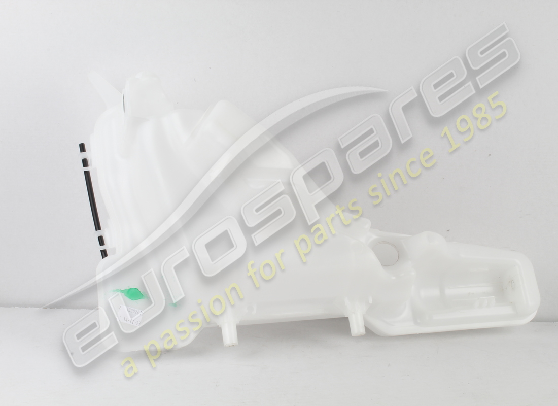 new porsche fluid reservoir. part number 99152870102 (1)