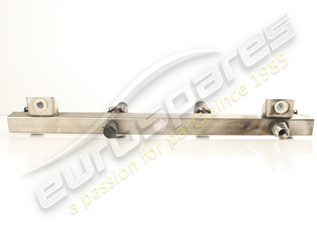used maserati fuel pipe with injectors. part number 212697 (5)