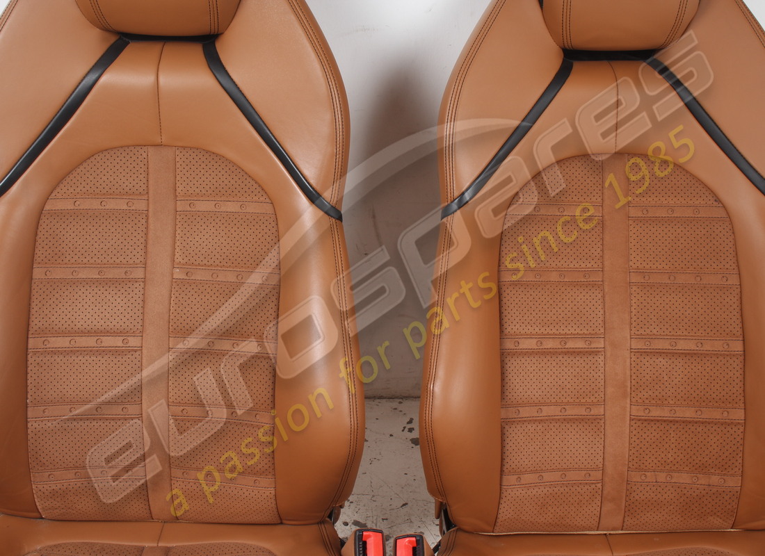 used ferrari complete seat set in cuoio leather and alcantara. part number eap1723564 (4)