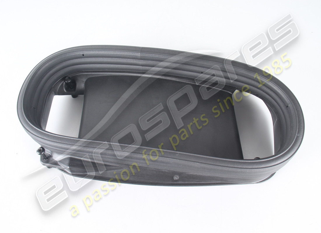 NEW PORSCHE CONNECTION PIECE. PART NUMBER 95B128752C (1) new porsche connection piece. part number 95b128752c (1)