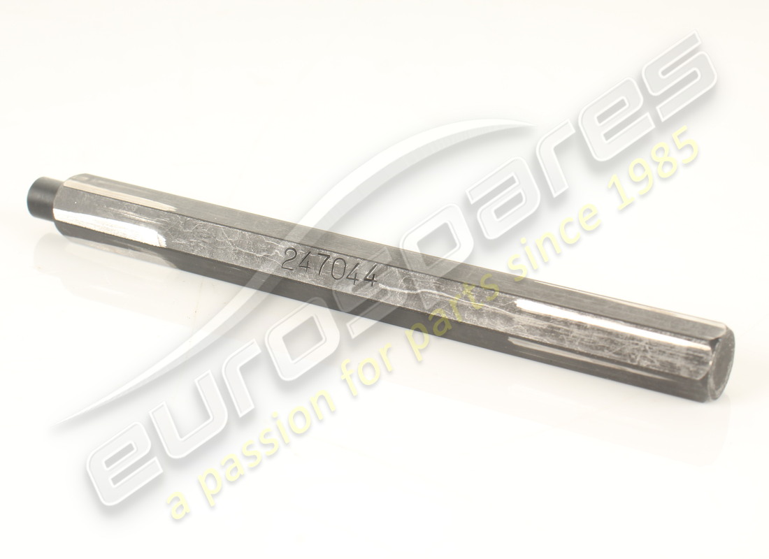 USED Ferrari HEXAGONAL OIL PUMP DRIVE ROD . PART NUMBER 247044 (1)