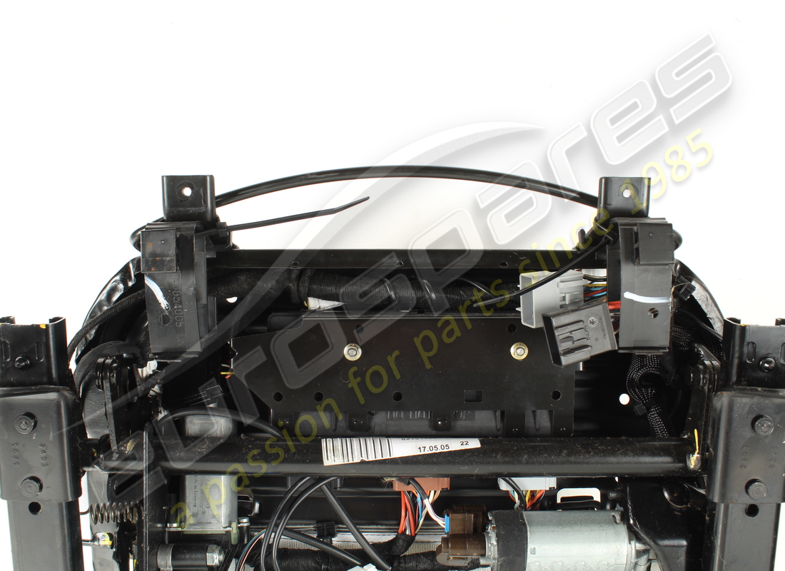 used maserati front rh cushion structure r. part number 980139483 (6)