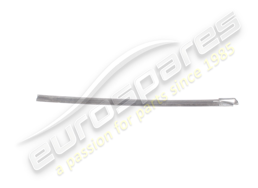 used ferrari rh door weatherstrip. part number 62213100 (1)