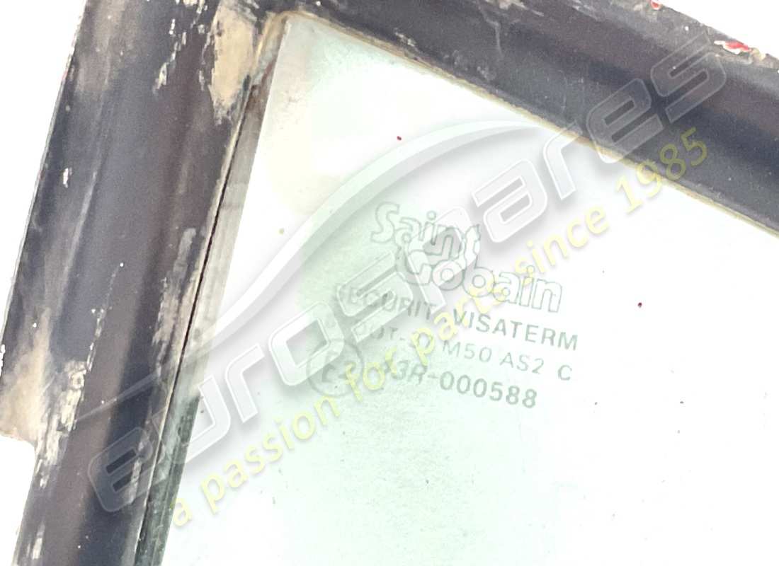 used ferrari lh rear quarter light glass gts. part number 60162906 (2)
