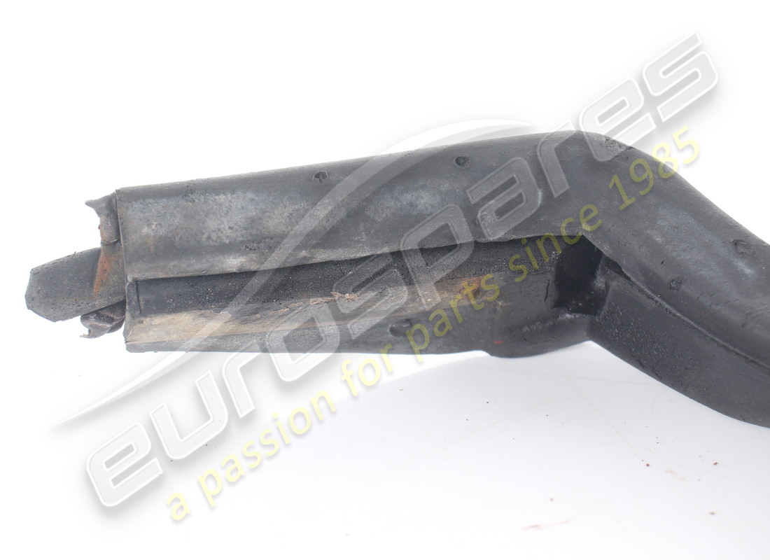 USED FERRARI ROOF RUBBER GTS. PART NUMBER 60607900 (3) used ferrari roof rubber gts. part number 60607900 (3)