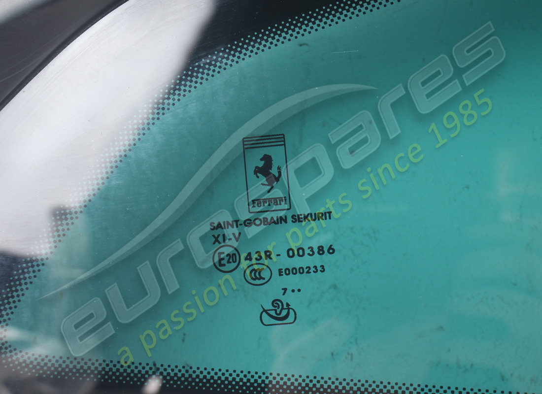 USED FERRARI RH REAR QUARTERLIGHT. PART NUMBER 86871100 (2) used ferrari rh rear quarterlight. part number 86871100 (2)