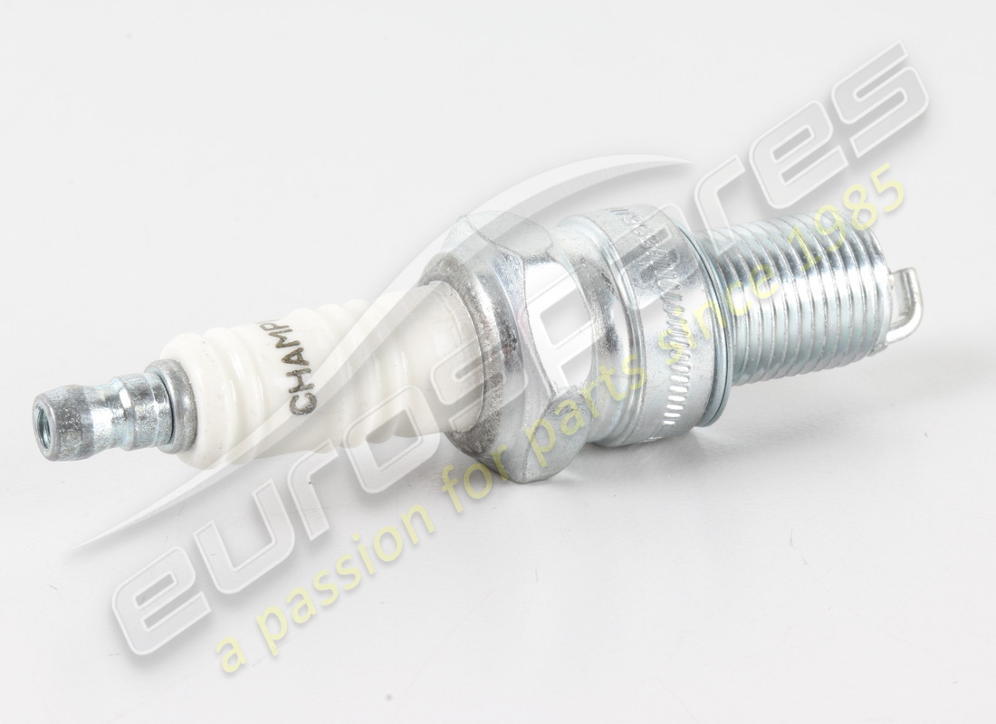 NEW FERRARI SPARK PLUG N6YCC. PART NUMBER 171627 (3) new ferrari spark plug n6ycc. part number 171627 (3)