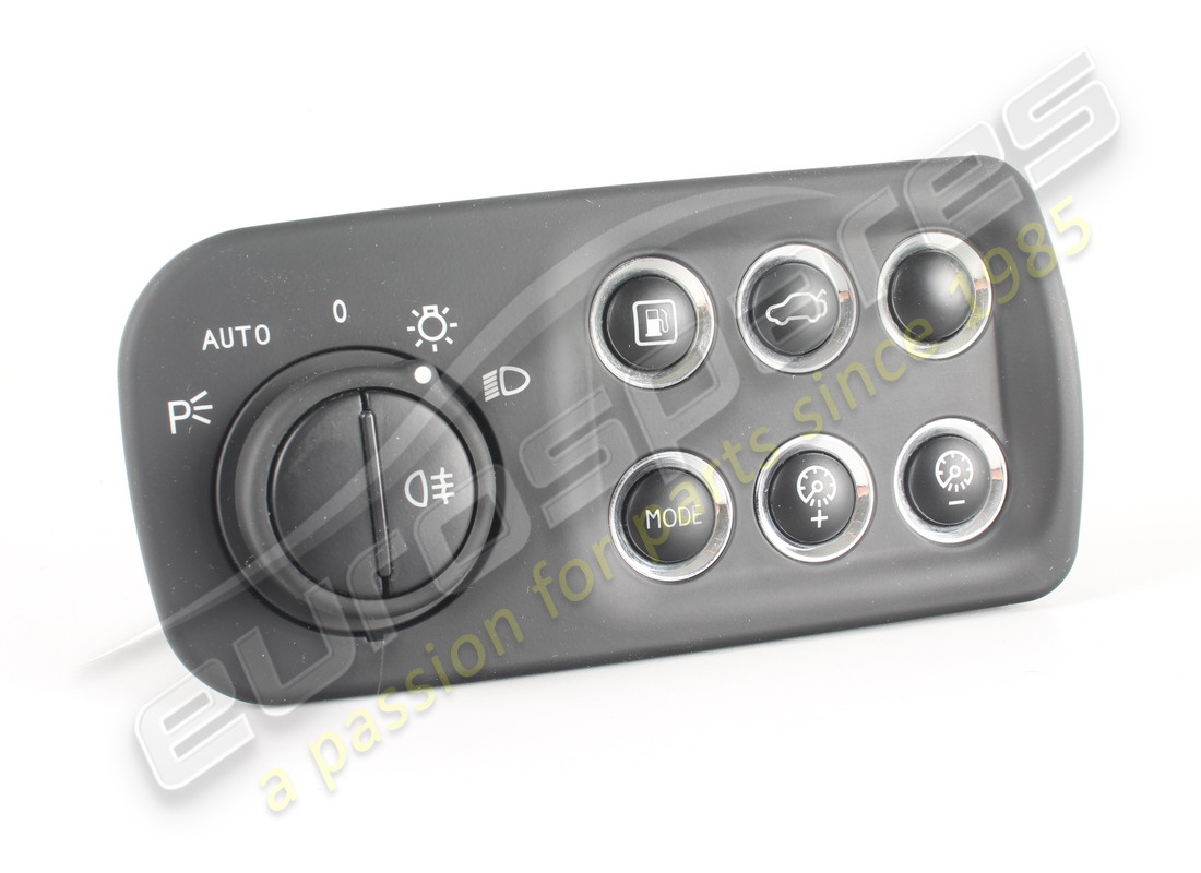 new (other) maserati dashboard ctrl. button panel. part number 266766 (1)