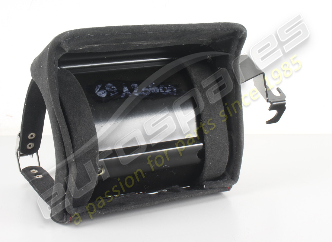 new ferrari complete trimmed bracket. part number 84744500 (4)