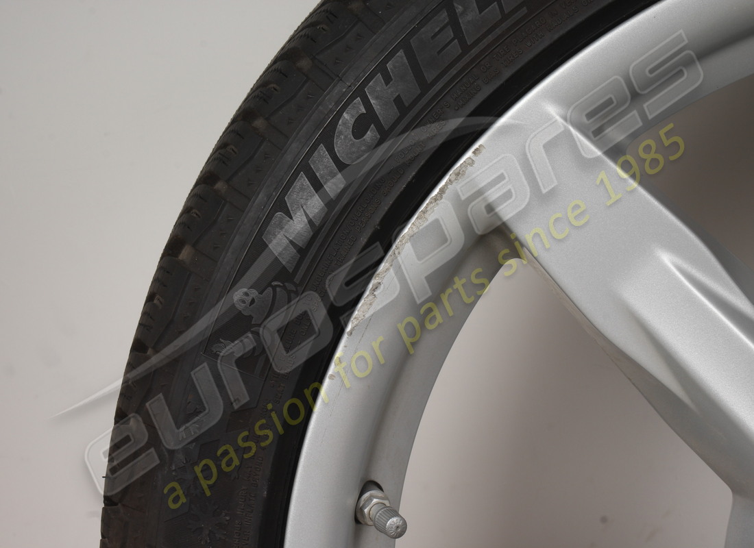 used ferrari gtc4lusso matt silver rims k. part number 70004725 (3)