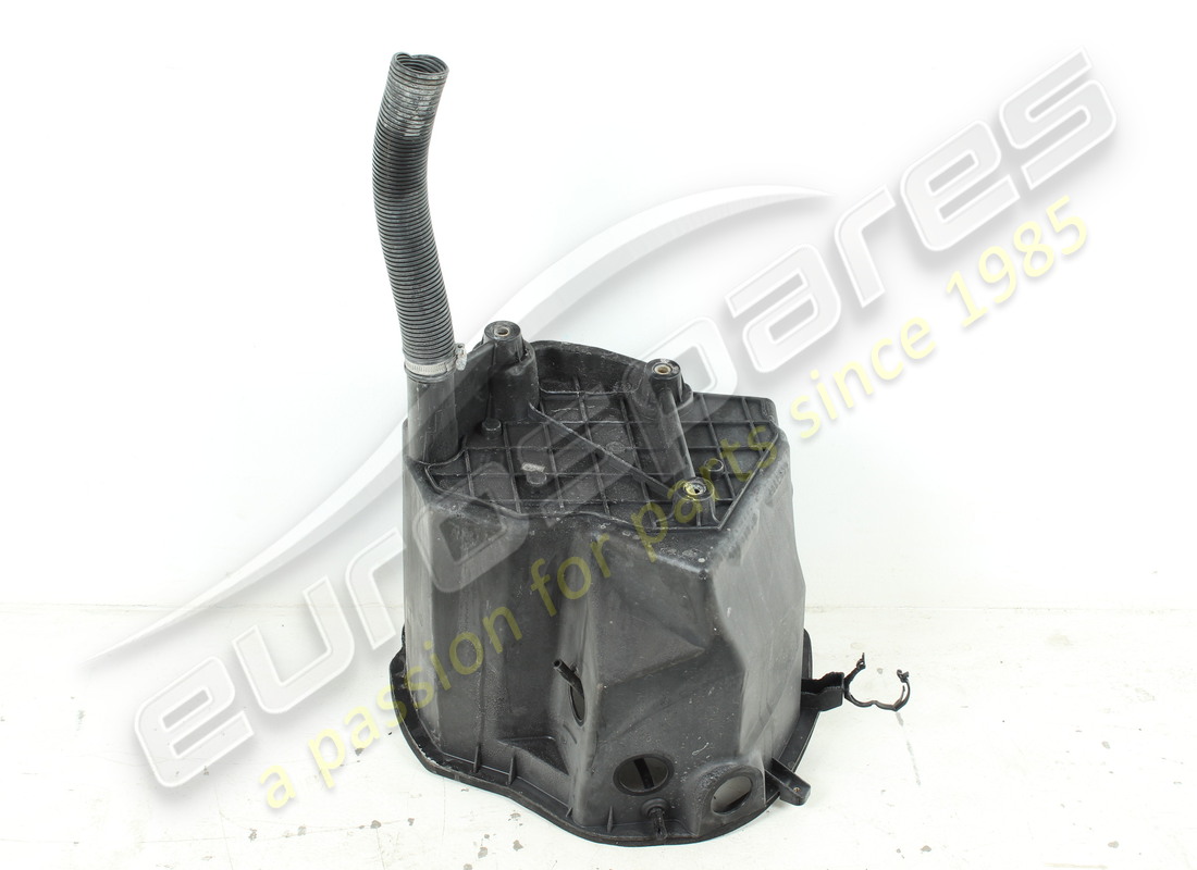 damaged ferrari complete inlet tray. part number 88958800 (4)