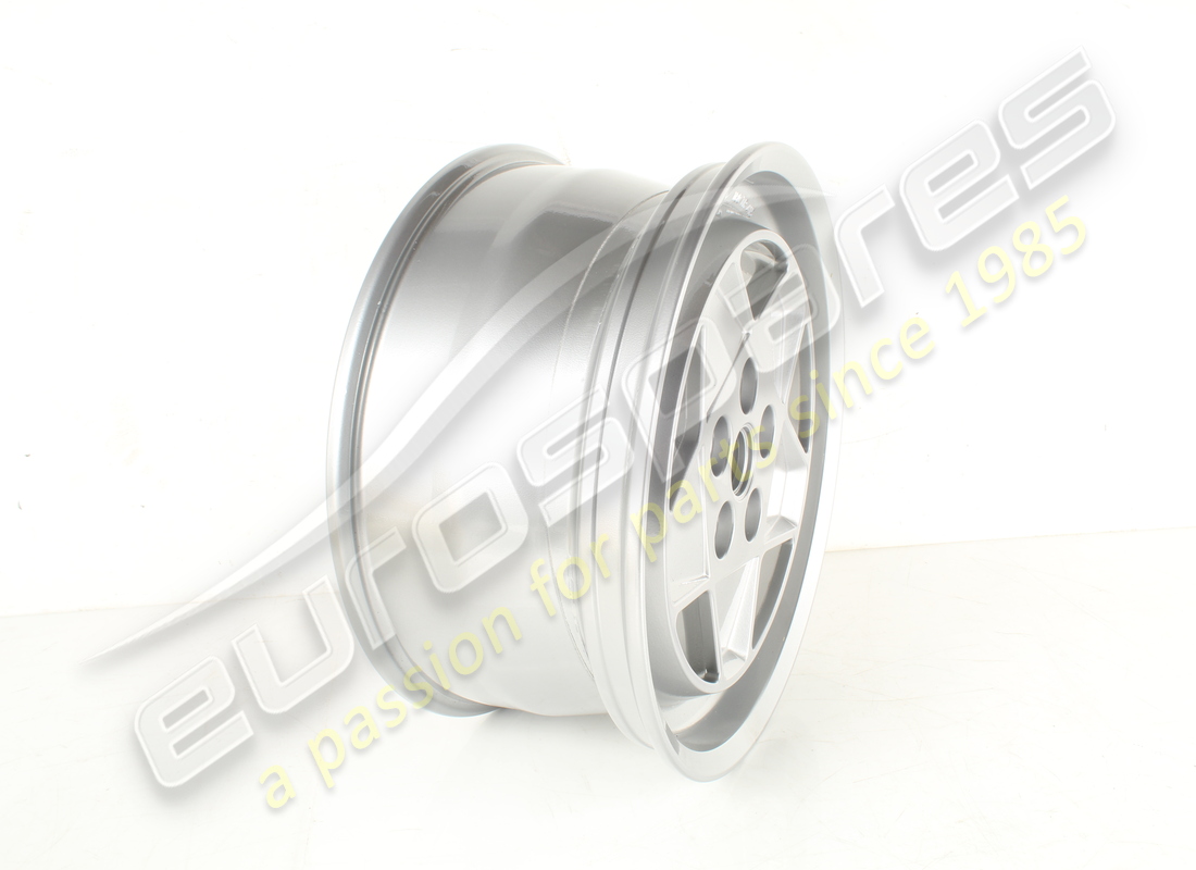 RECONDITIONED FERRARI ROAD WHEEL RIM 180 TR 415. PART NUMBER 127151 (3) reconditioned ferrari road wheel rim 180 tr 415. part number 127151 (3)
