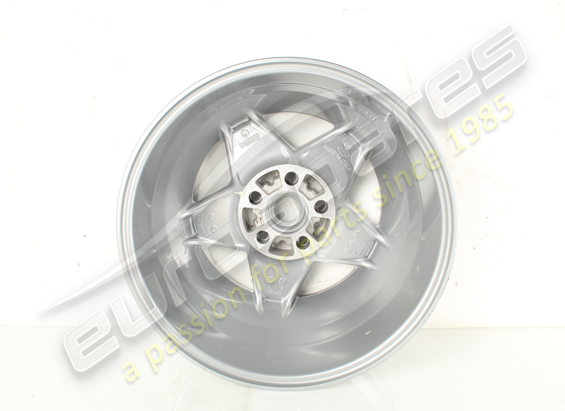 RECONDITIONED FERRARI ROAD WHEEL RIM 180 TR 415. PART NUMBER 127151 (4) reconditioned ferrari road wheel rim 180 tr 415. part number 127151 (4)
