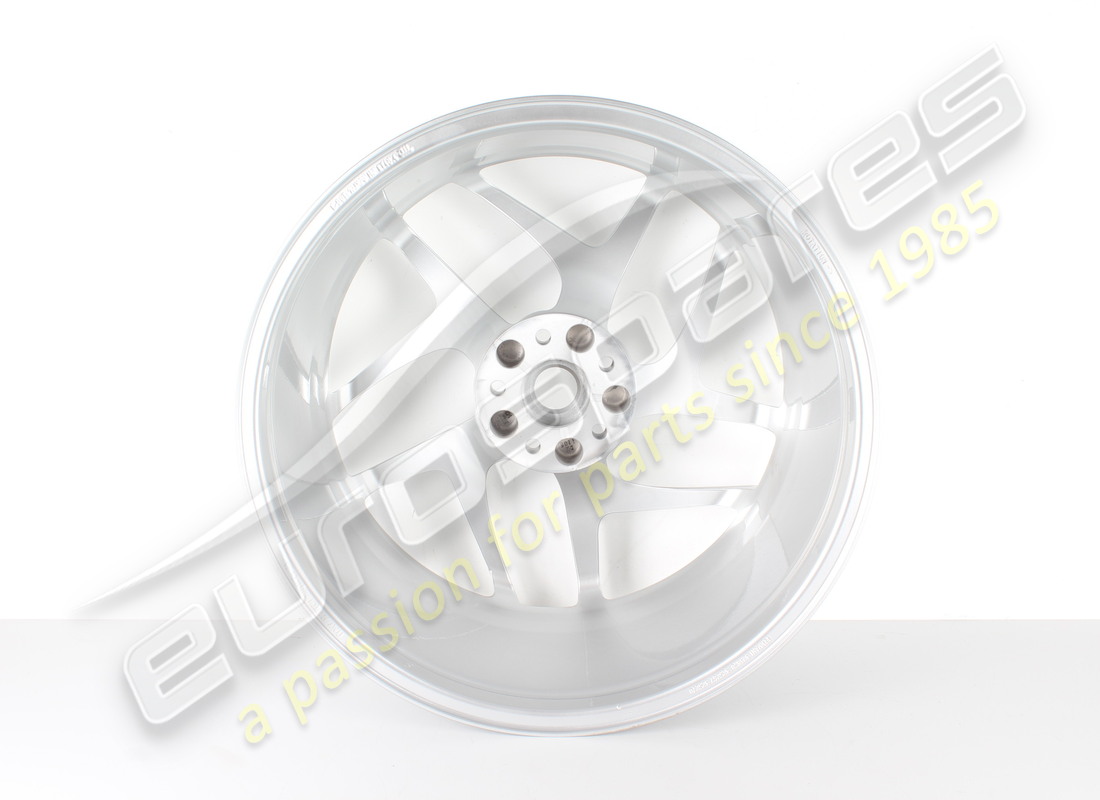 reconditioned ferrari lh front wheel. part number 323850 (3)