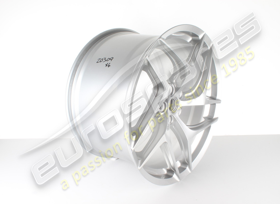 reconditioned ferrari lh rear wheel. part number 323851 (2)