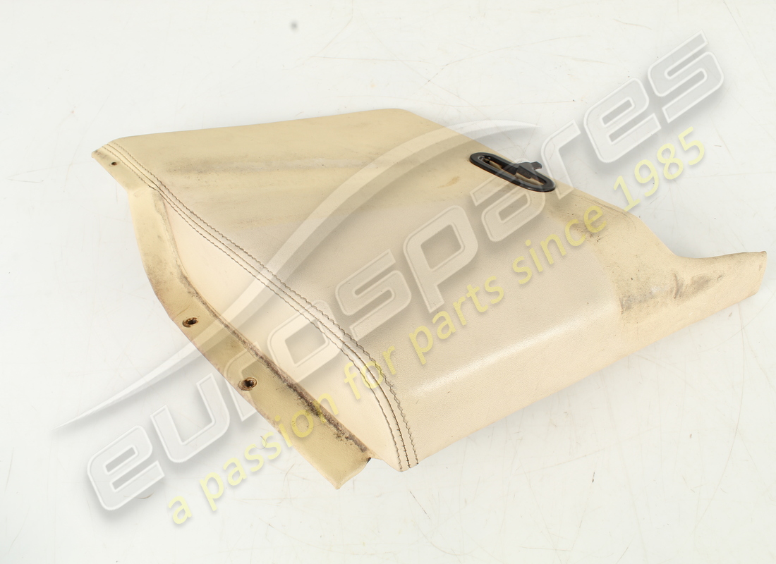 USED FERRARI RH MOULDING. PART NUMBER 61163700 (2) used ferrari rh moulding. part number 61163700 (2)