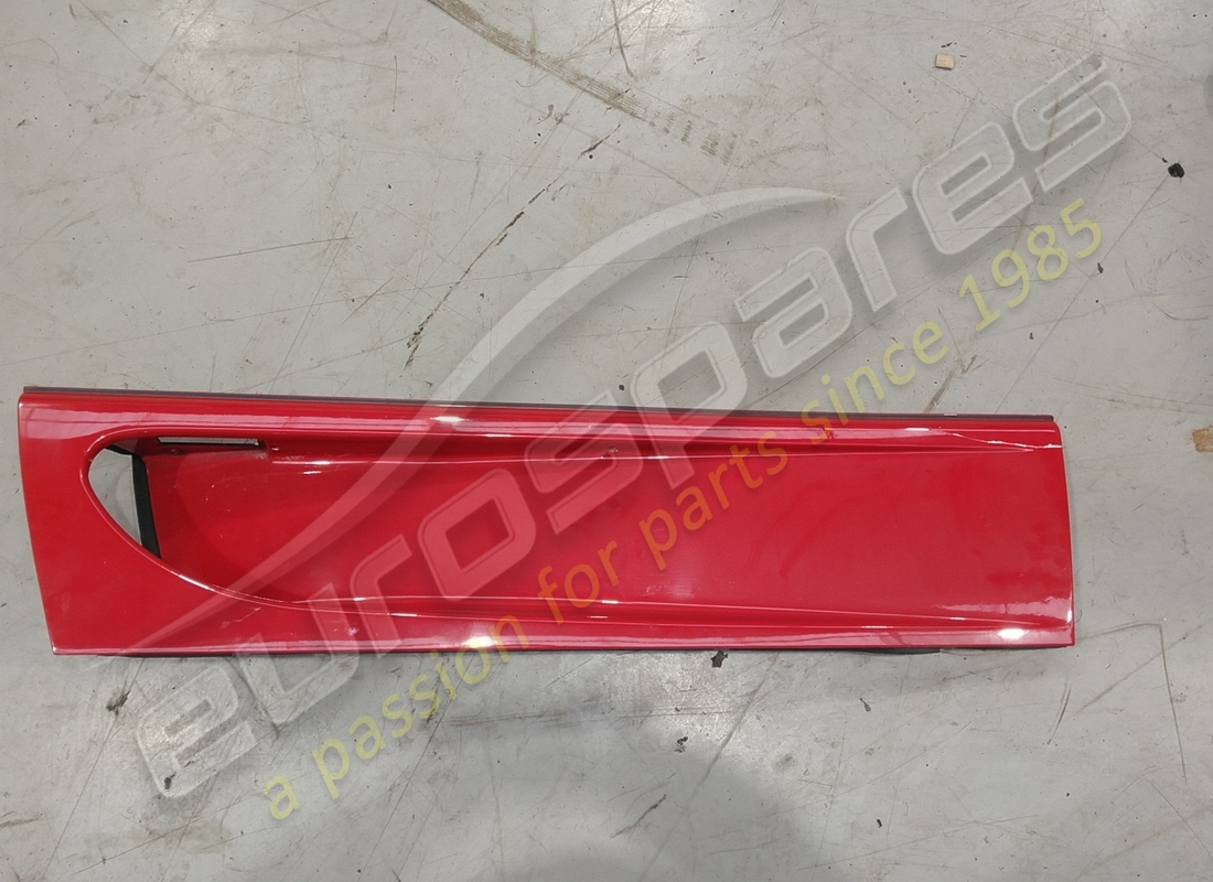 DAMAGED Ferrari RH DOOR GRILLE . PART NUMBER 64102710 (1)