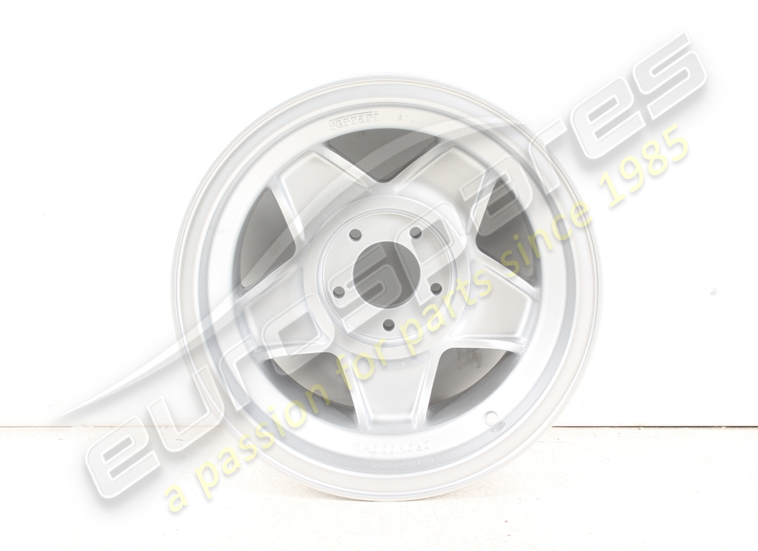 reconditioned ferrari rear wheel 9x15. part number 109193 (1)