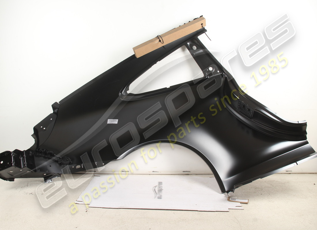 new porsche side part primed. part number 9p1809029bgrv (2)